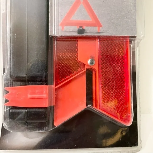 Treksafe Automotive Roadside Triangle Kit - Picture 10 of 12